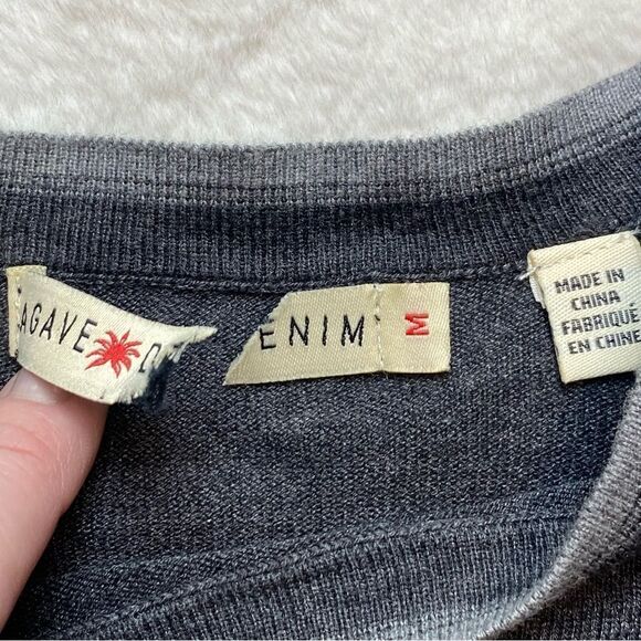 Agave Denim Crew Neck Long Sleeve Gray Lexington Fine Gauge Knit Sweater. Size M - Picture 4 of 13